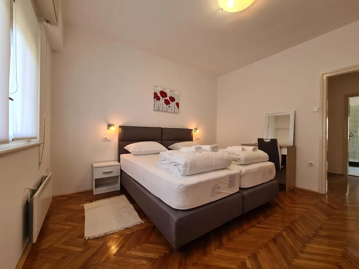 Apartment Jadran 2151 Pula Hırvatistan